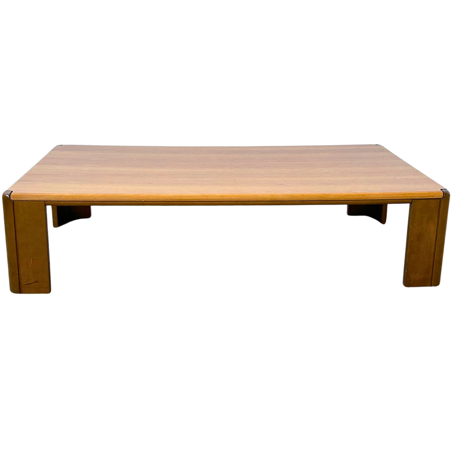 Rounded Edge Teak Coffee Table