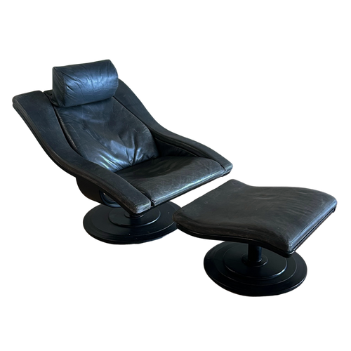 Nelo ‘Move’ Swivel Lounge Chair with Ottoman by Takashi Okamura and Erik Marquardsen