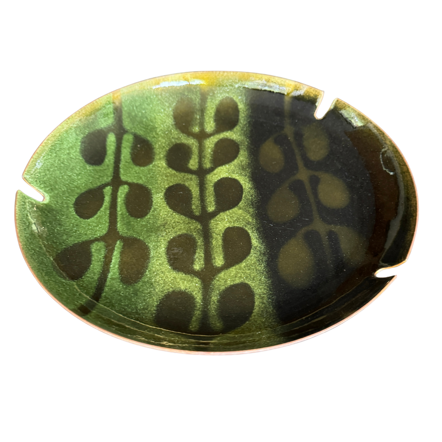 Green Leaf Motif Catchall