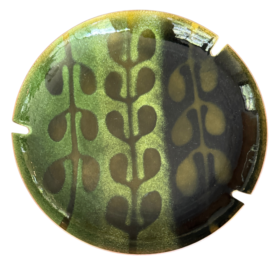 Green Leaf Motif Catchall