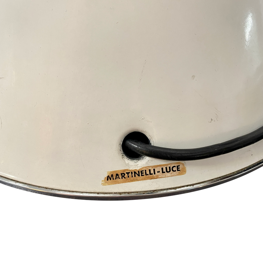 White 'Pipistrello' Table Lamp by Gae Aulenti for Martinelli Luce