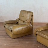 Pair of Chunky Butterscotch Leather High Back Lounge Chairs, Italy, 1970s