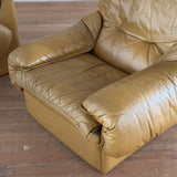 Pair of Chunky Butterscotch Leather High Back Lounge Chairs, Italy, 1970s