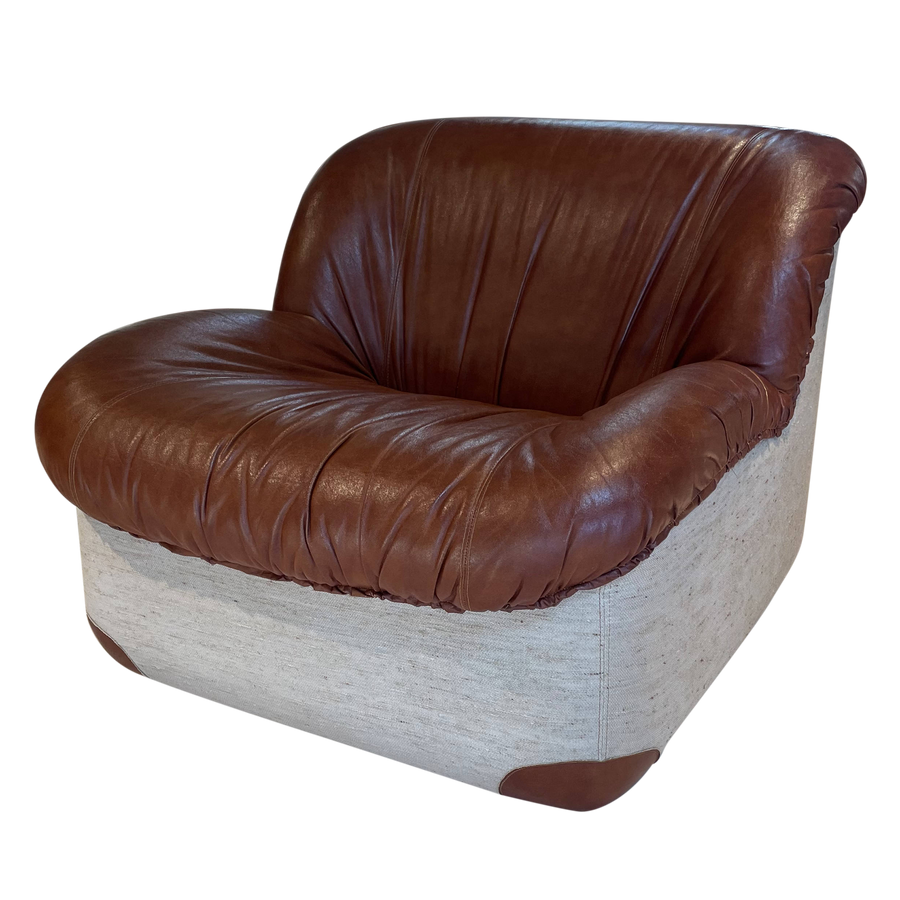 Brown Leather Swan Chair by Henning Korch