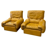 Pair of Chunky Butterscotch Leather High Back Lounge Chairs, Italy, 1970s
