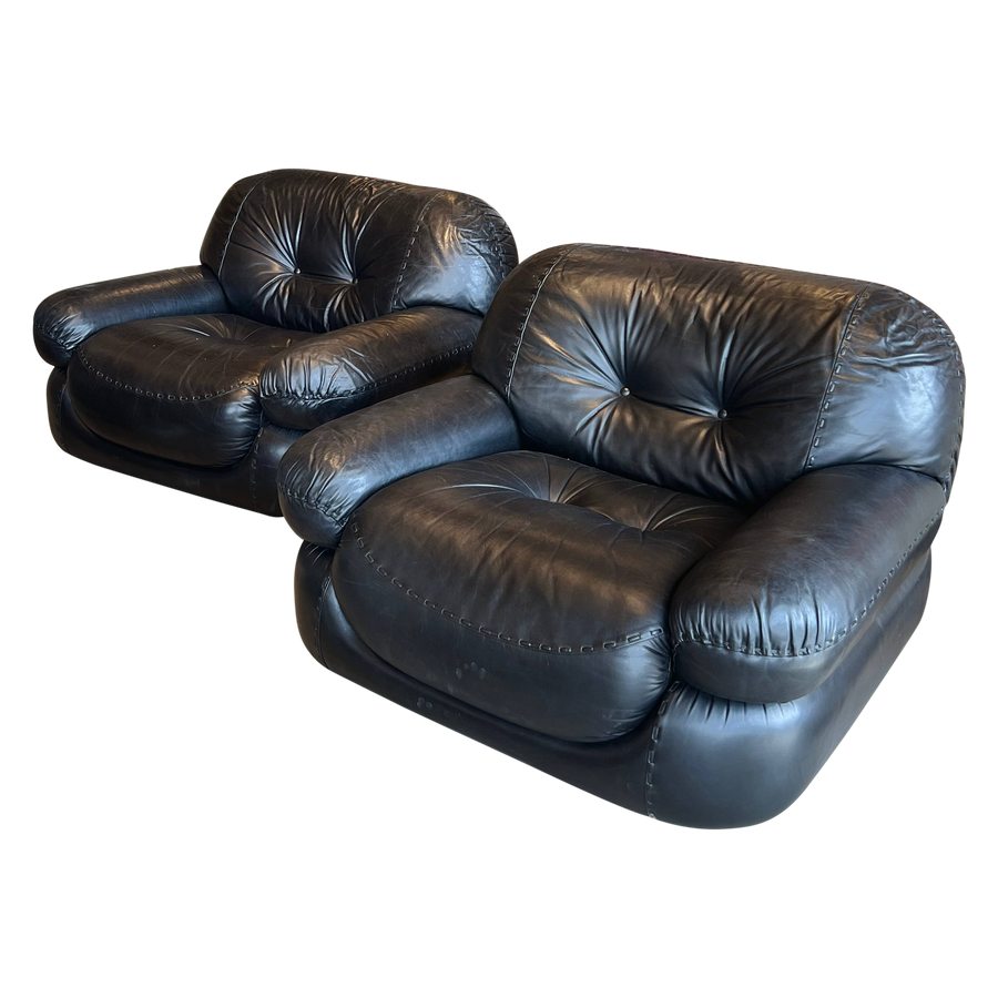 Pair of Black Leather Chairs by Sapporo for Mobil Girgi