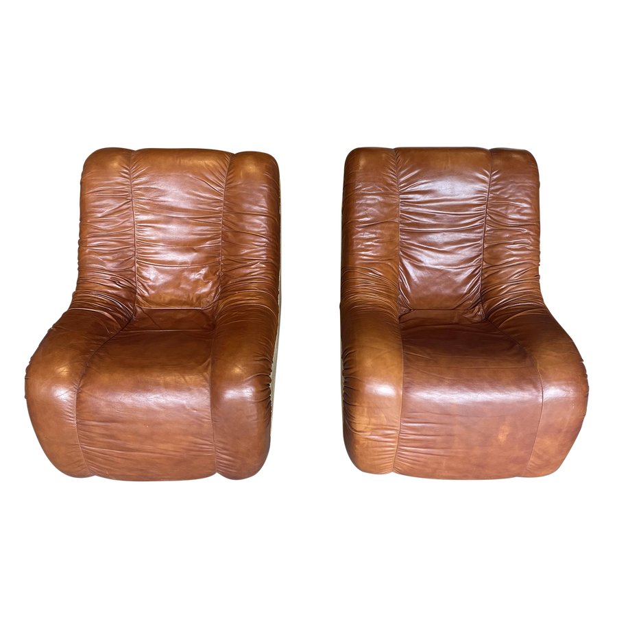 Vintage Italian Cognac Leather and Sand Colored Linen Fabric Lounge Chairs